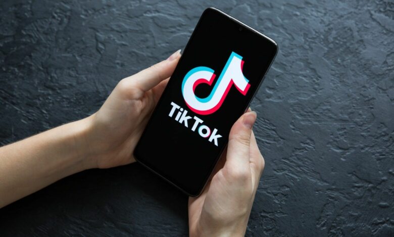 TikTok anuncia nuevas restricciones para proteger a usuarios menores de 18 años