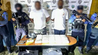 Capturan a dos hombres con más de 300 mil dólares en la frontera de Guasaule