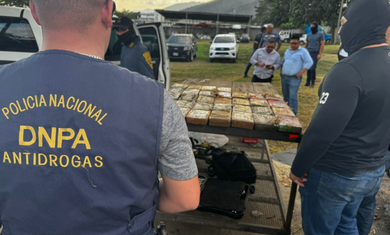 Decomisan 62 kilos de cocaína y dos armas de fuego en operativos en San Pedro Sula