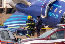 Posible ataque con misil ruso involucrado en avión que se estrelló en Kazajistán