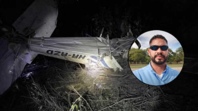 Piloto fallece al estrellarse avioneta en finca bananera en Yoro