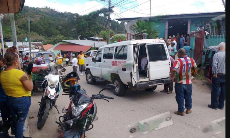 Tres muertos, incluidos dos menores, en accidente vial