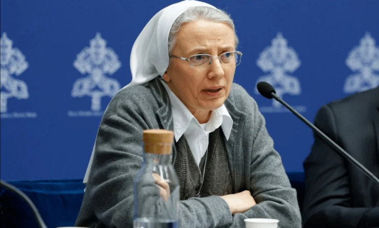 El papa nombra por primera vez a una mujer como prefecto de un Dicasterio del Vaticano