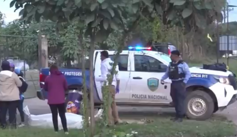 Encuentran el cuerpo de una mujer en una cuneta en Comayagua