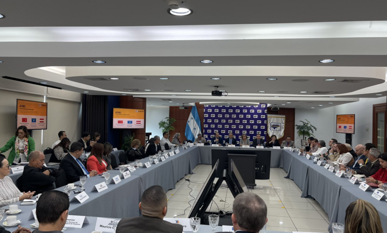 Cohep realiza reunión preparatoria para debate presidencial con precandidatos