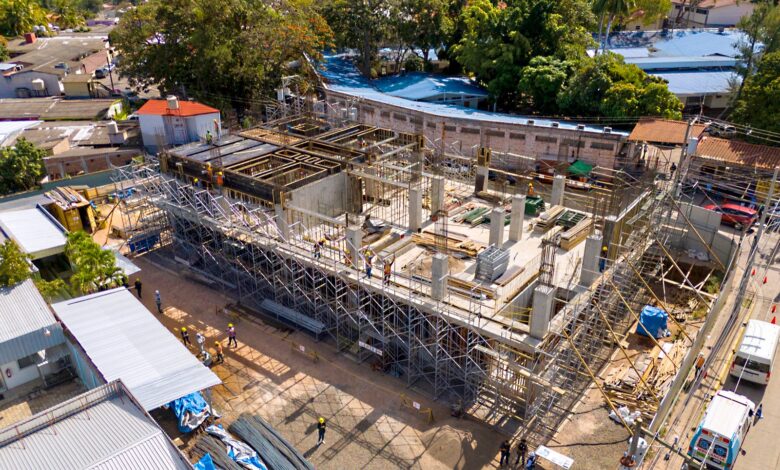 Avanza la construcción de moderno laboratorio y búnker oncológico en el Hospital San Felipe