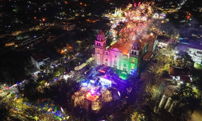 Honduras celebra el 278 aniversario del hallazgo de la Virgen de Suyapa con espectacular alborada