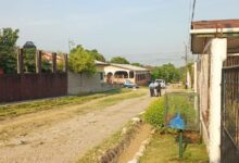 Hallan cuerpo de joven envuelto en sábanas en cuneta de El Progreso, Yoro